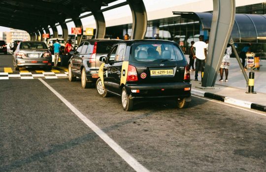 big Airport taxis2
